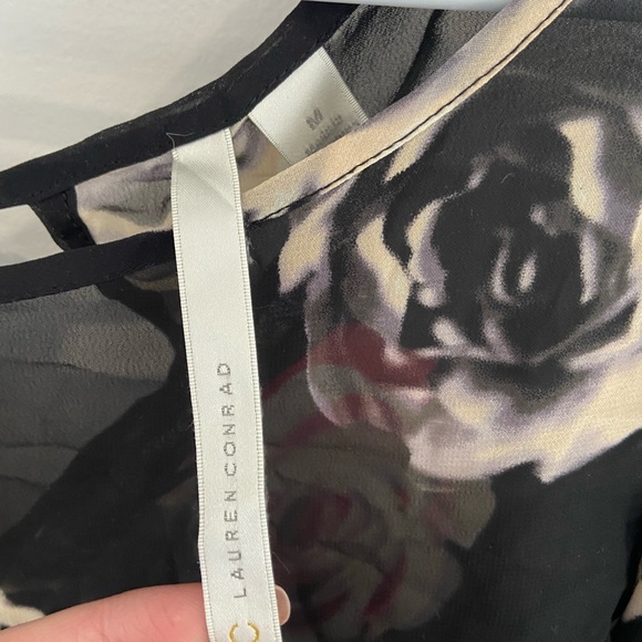 Lauren Conrad blouse - Picture 2 of 3